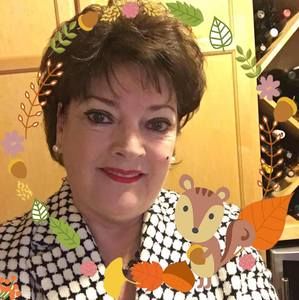 Meet your Posher, Cynthia